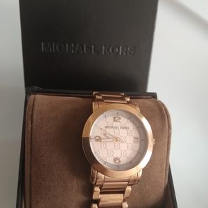 New Rosegold Michael Kors Link Watch